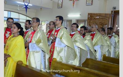 Golden Jubilee of Priesthood of Rev. Fr. Patrick Lobo Celebrated at Infant Mary Parish, Bajjodi